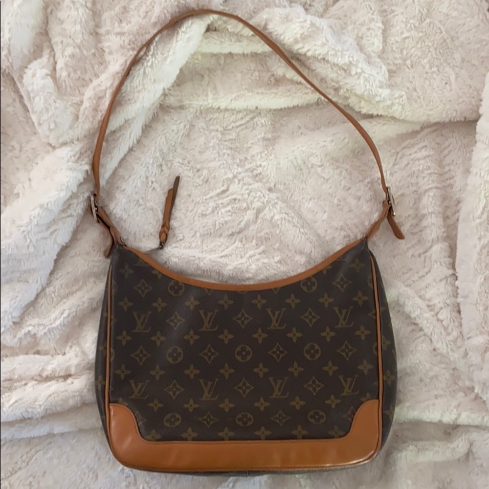 Louis Vuitton Shoulder Bag (Vintage 1960’s)